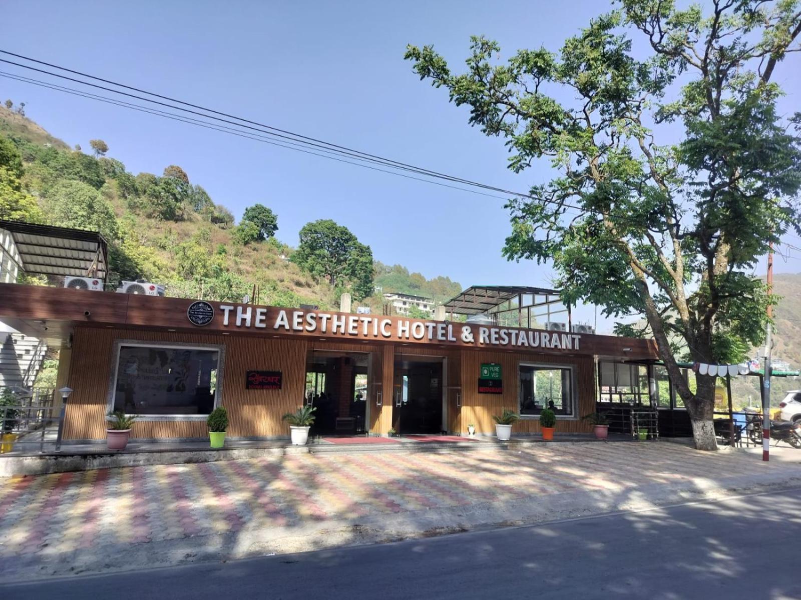 The Aesthetic Hotel & Restaurant Bhīm Tāl Екстериор снимка